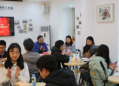 公司人力資源部經理孫益霞出席南昌大學、南昌航空大學2018年度金力永磁獎學金頒發儀式